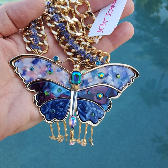 Betsey Johnson Jewelry - Betsey Johnson Fly Away With Me Butterfly Necklace